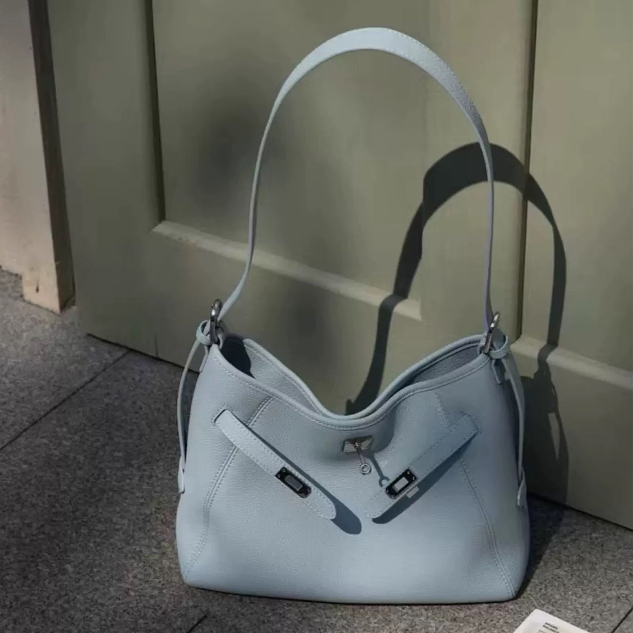 PD1136 High-quality top-grain cowhide leather shoulder/crossbody bag PD1136