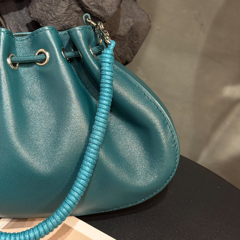 [PD0106]26cm spacious barbecue bag premium sheepskin soft handbag crossbody bag PD0106