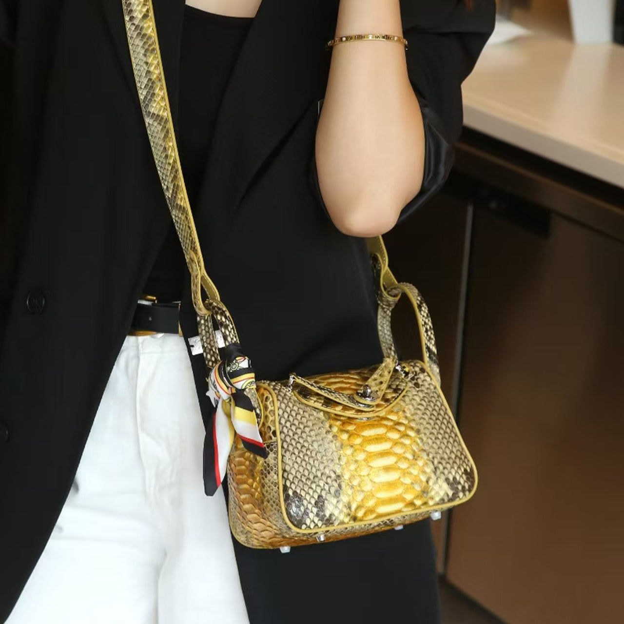 [PD0798]19cm Luxury Grade Leather Handbag Women's Crossbody Bag Shoulder Bag Sling Bag PD0798