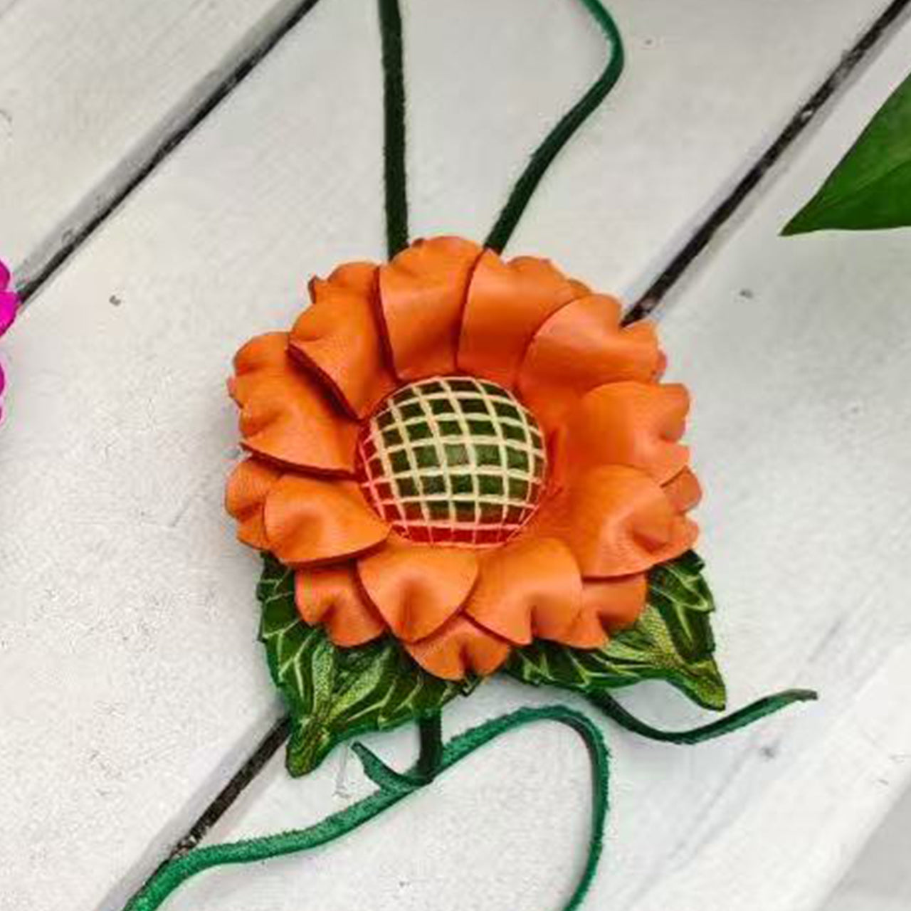 [PD0817] Vegetable tanned cowhide handmade sunflower bag charm PD817