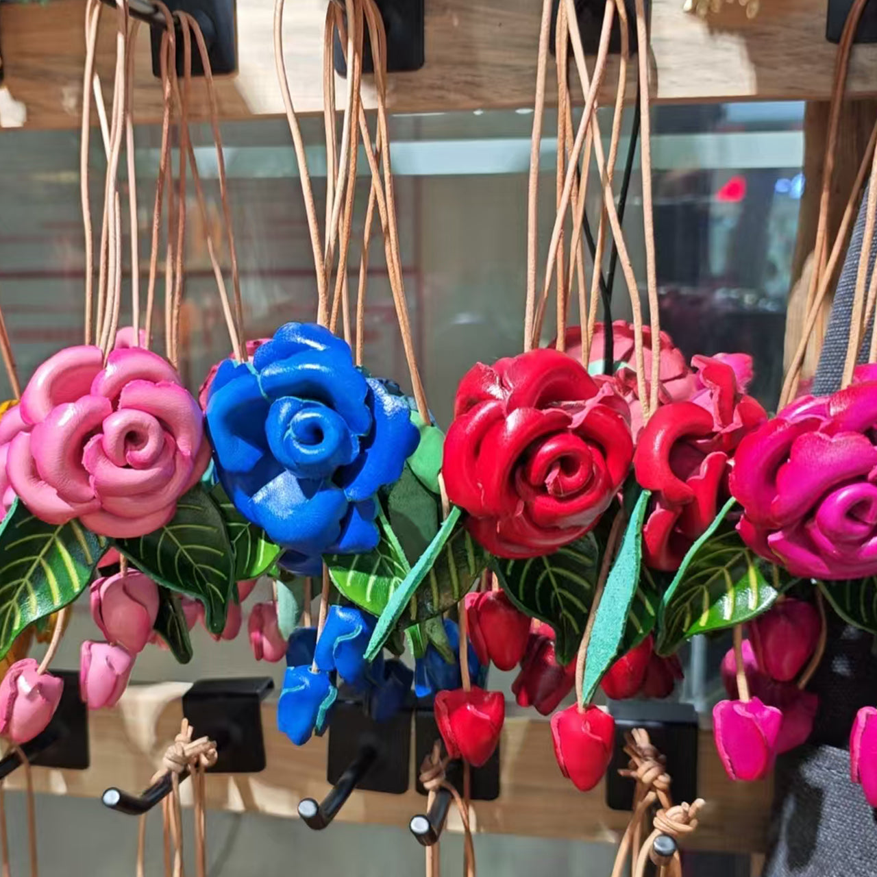 [PD0871]Handmade Top Grain Vegetable Tanned Cowhide Rose Bag Pendant PD0871