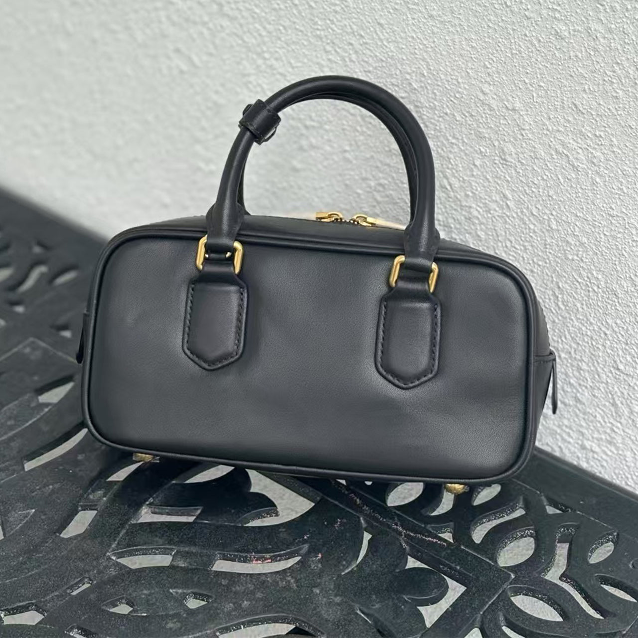 [PD0902] Premium bowling Boston top grain cowhide size 27 crossbody PD0902