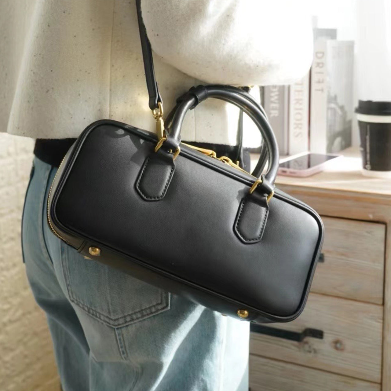 [PD0902] Premium bowling Boston top grain cowhide size 27 crossbody PD0902