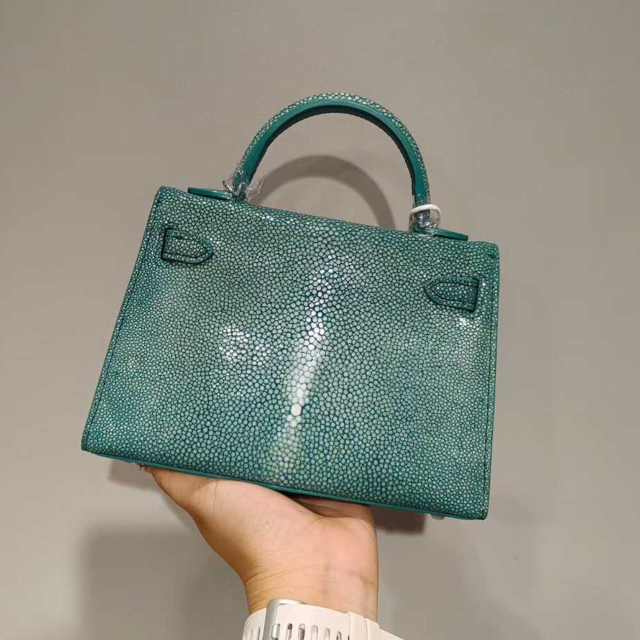 [PD1001] High end limited edition stingray leather handmade stitches kk style crossbody hand bag gift out PD1001