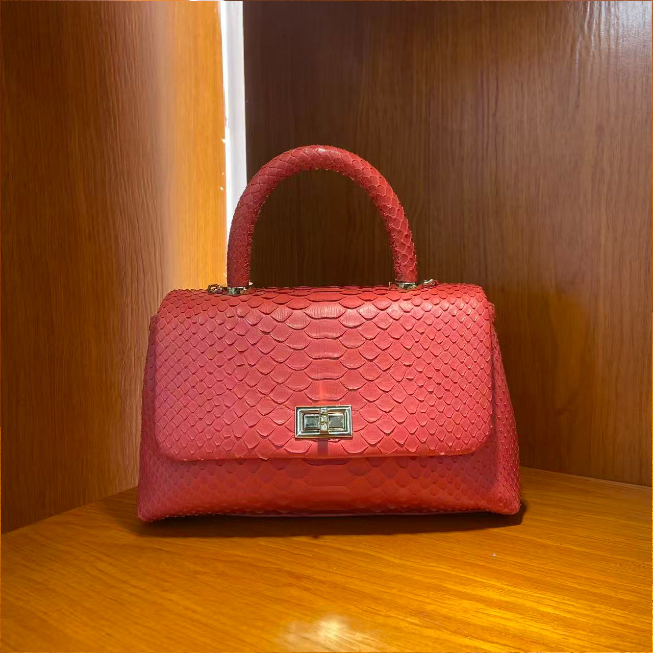 [PD1050] Handmade High end Italian pythonskin with Italian sheepskin interior coco bag crossbody PD1050