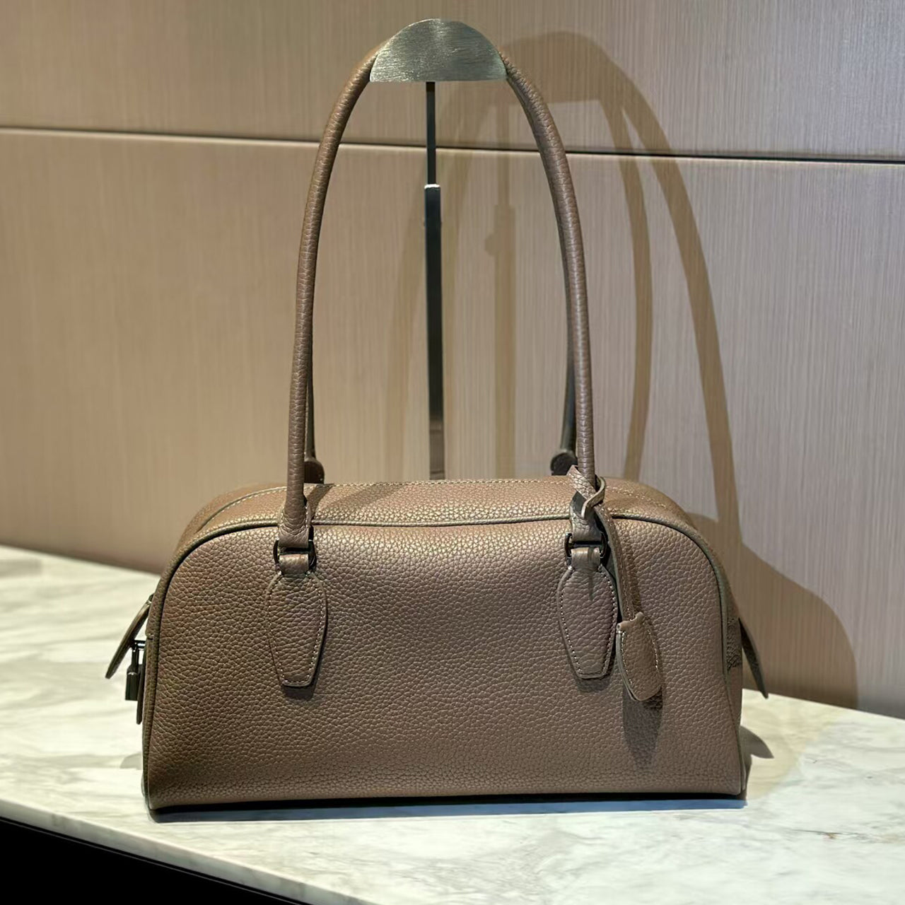 [PD1108] Genuine Natural Tumbled Top-Grain Cowhide bowling Boston Soft breathable with patina beauty French style size 32cm shoulder baguette bag PD1108