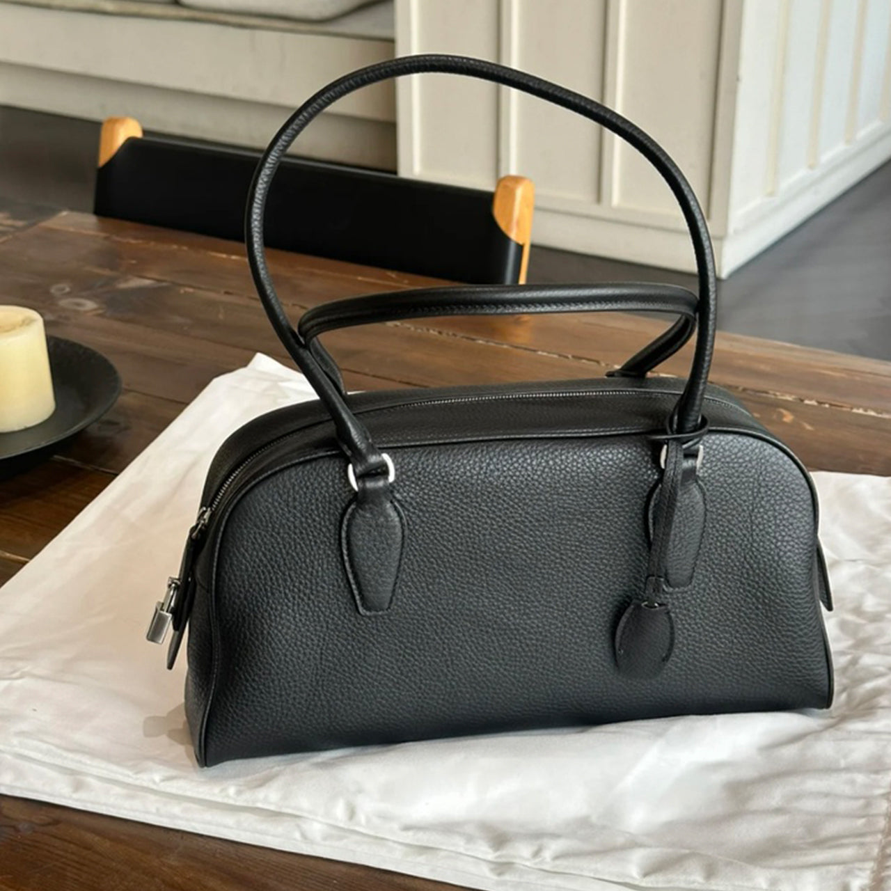 [PD1108] Genuine Natural Tumbled Top-Grain Cowhide bowling Boston Soft breathable with patina beauty French style size 32cm shoulder baguette bag PD1108