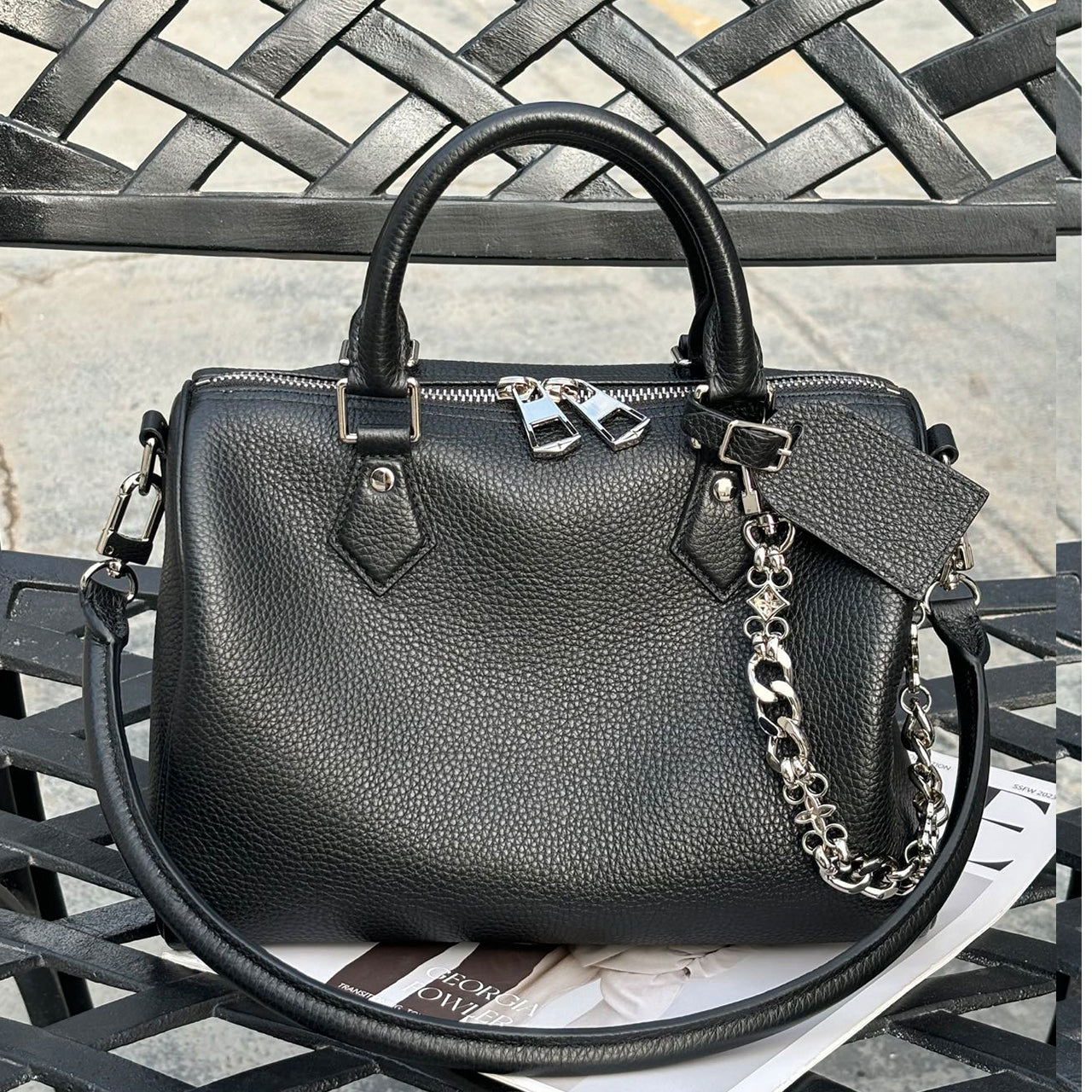 [PD1118] Classic Boston Handbag – Premium Top-Grain Cowhide Leather, Large Capacity, Soft Leather, Suitable for Shoulder or Crossbody Wear PD1118