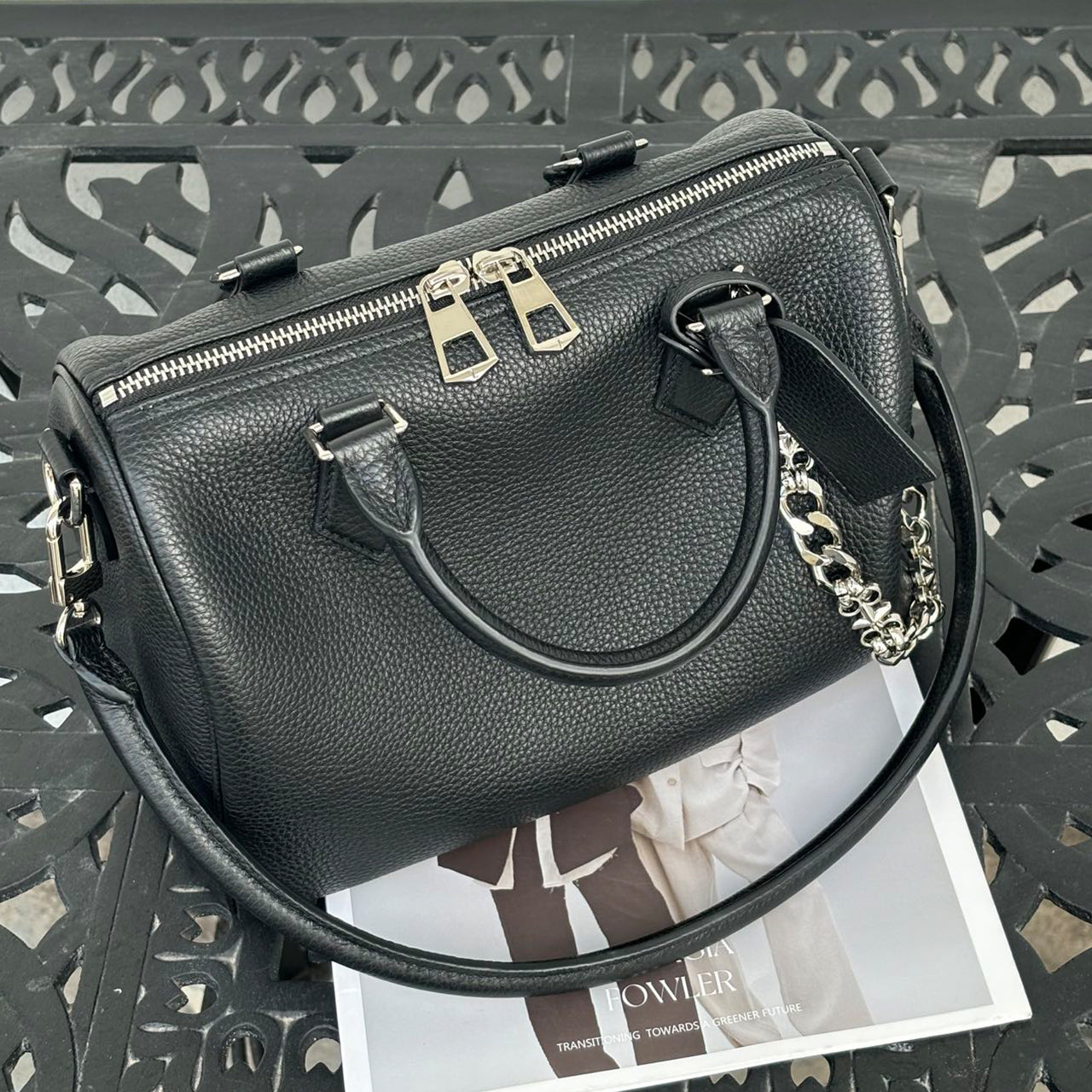 [PD1118] Classic Boston Handbag – Premium Top-Grain Cowhide Leather, Large Capacity, Soft Leather, Suitable for Shoulder or Crossbody Wear PD1118