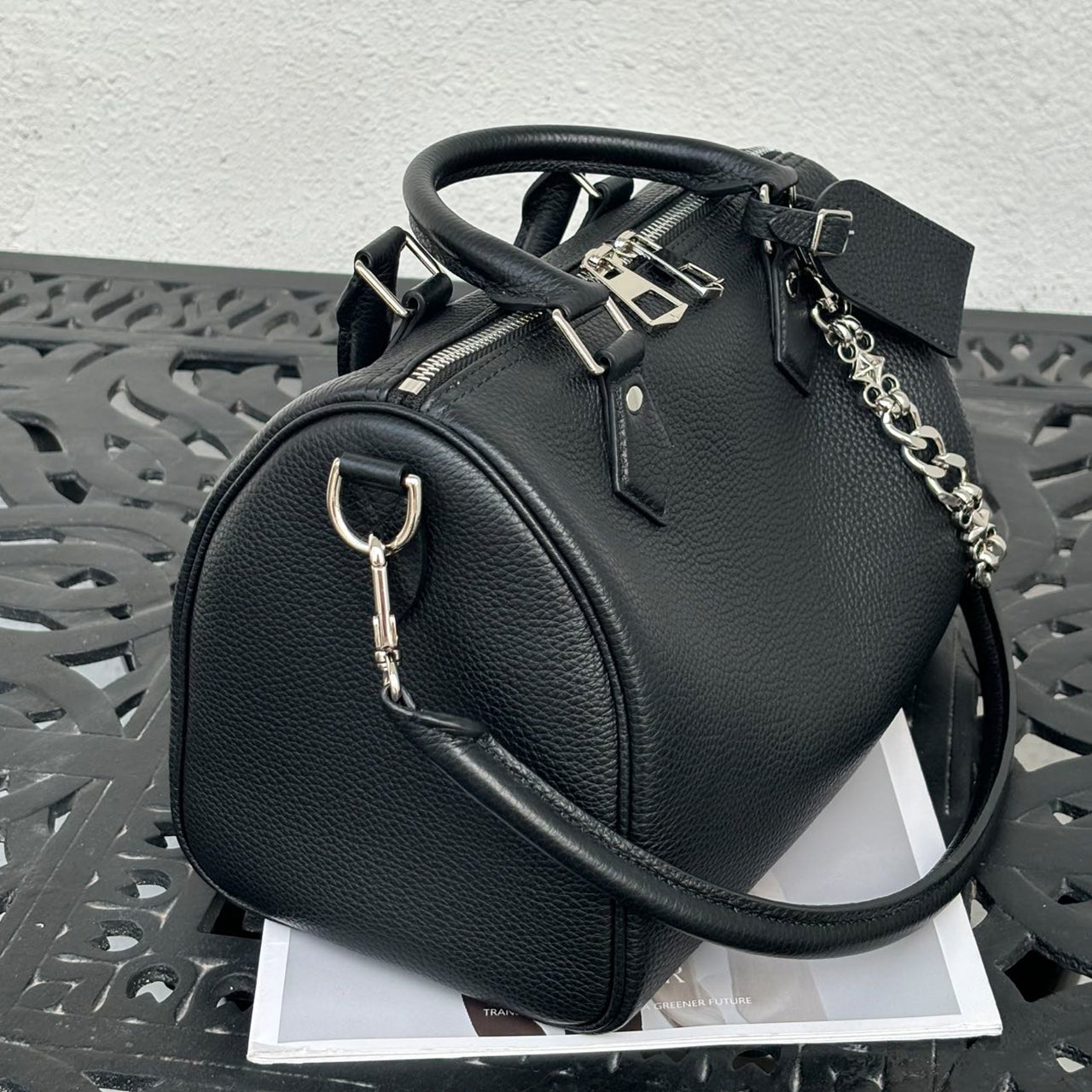 [PD1118] Classic Boston Handbag – Premium Top-Grain Cowhide Leather, Large Capacity, Soft Leather, Suitable for Shoulder or Crossbody Wear PD1118