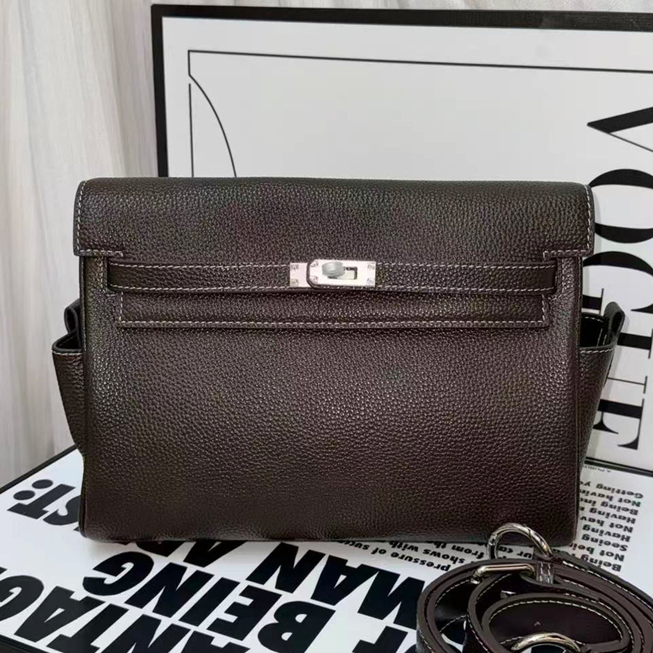 [PD1129] Luxury grade barenia faubourg leather messenger bag size 25cm medium crossbody shoulder wear cowhide leather unisex roomy soft two tone PD1129