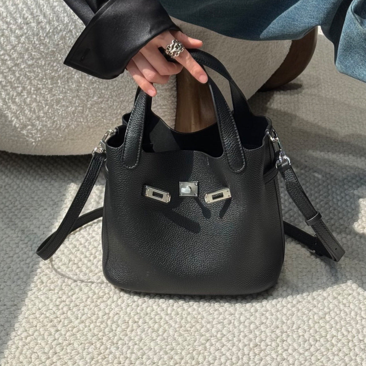 [PD1137] Luxury Premium Top-Grain Cowhide Leather Bucket Bag | High-Quality Togo Leather Shoulder/Crossbody/Sling Bag | Giftable Genuine Leather Handbag PD1137