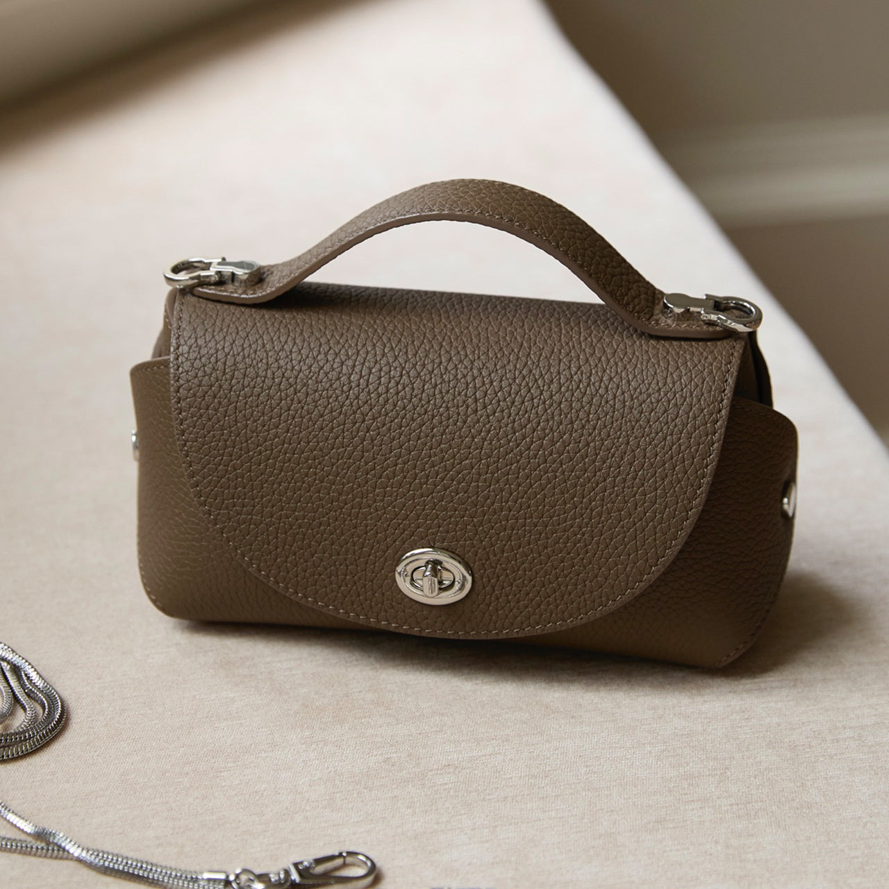 [PD1138] 19cm Italian TC Top Grain Leather Mini Soft Flap Chain Bag, Handmade 2-Way Crossbody Handbag for Women, Durable for Hot Humid Weather PD1138