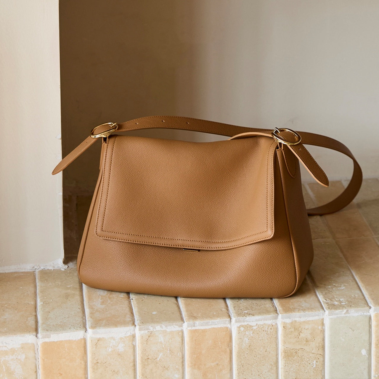 [PD1143] Top Grain Cowhide Leather Flap Shoulder & Crossbody Bag, Small Pebble Grain, Genuine Leather Sling bag, Classic Women's Crossbody Bag PD1143