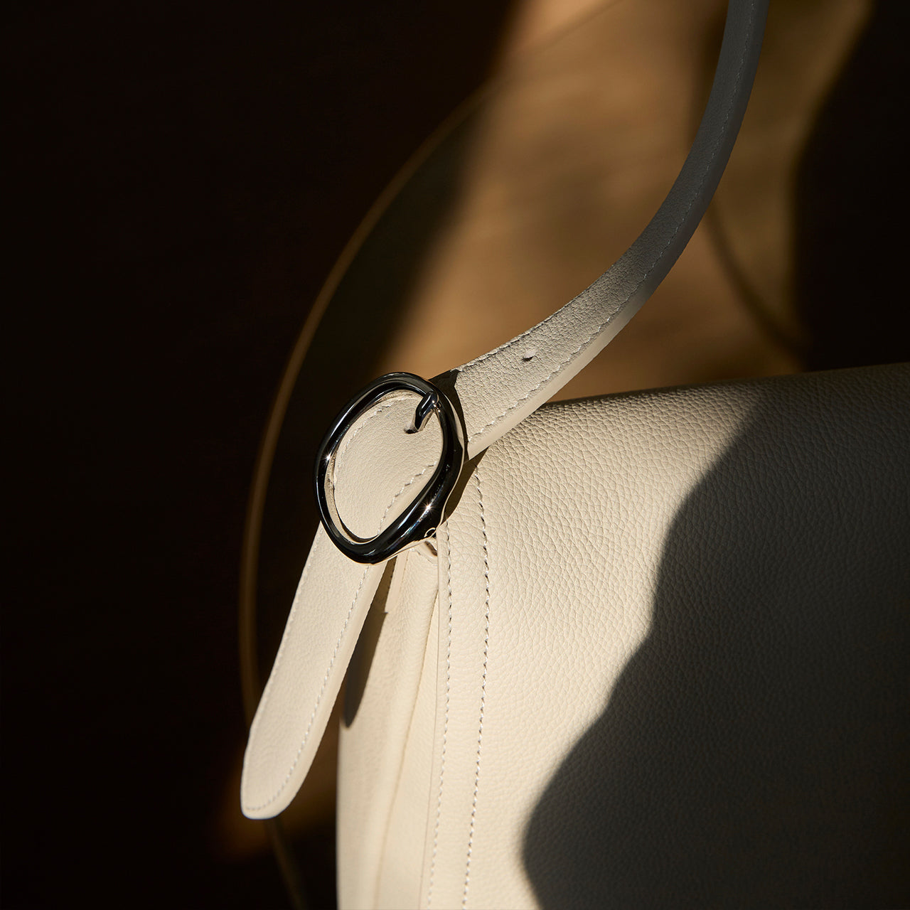 [PD1143] Top Grain Cowhide Leather Flap Shoulder & Crossbody Bag, Small Pebble Grain, Genuine Leather Sling bag, Classic Women's Crossbody Bag PD1143