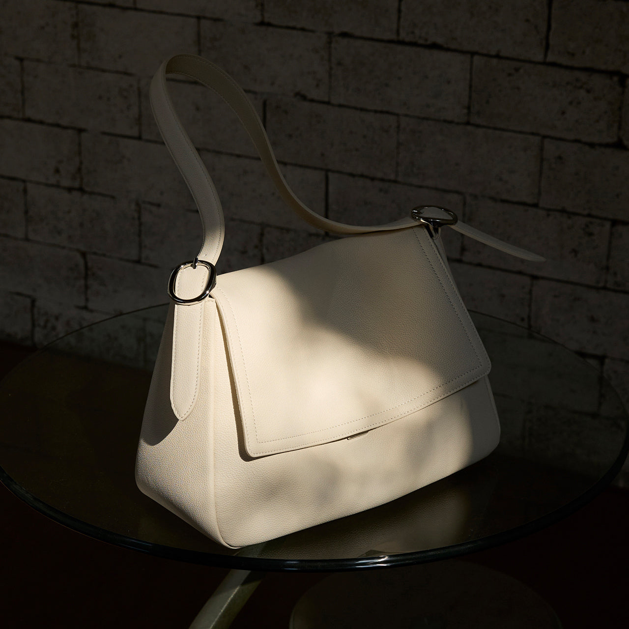 [PD1143] Top Grain Cowhide Leather Flap Shoulder & Crossbody Bag, Small Pebble Grain, Genuine Leather Sling bag, Classic Women's Crossbody Bag PD1143
