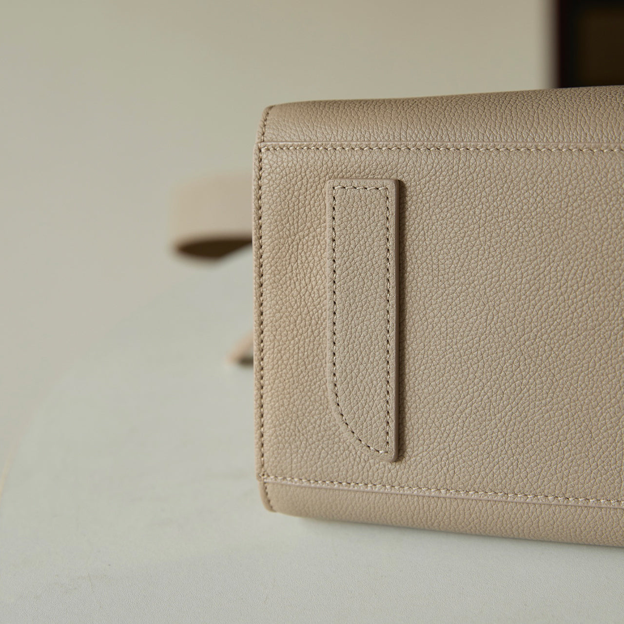 [PD1155] Top-grade grain cowhide leather with lychee texture — genuine leather handbag, shoulder bag, crossbody bag, elegant messenger bag PD1155