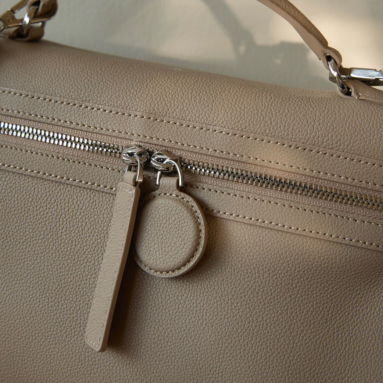 [PD1155] Top-grade grain cowhide leather with lychee texture — genuine leather handbag, shoulder bag, crossbody bag, elegant messenger bag PD1155