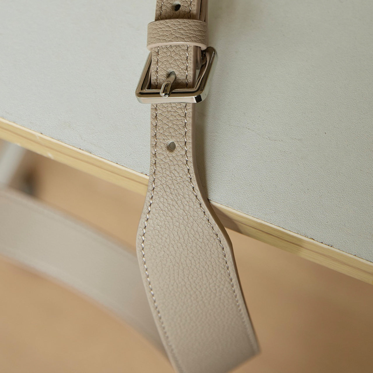 [PD1155] Top-grade grain cowhide leather with lychee texture — genuine leather handbag, shoulder bag, crossbody bag, elegant messenger bag PD1155