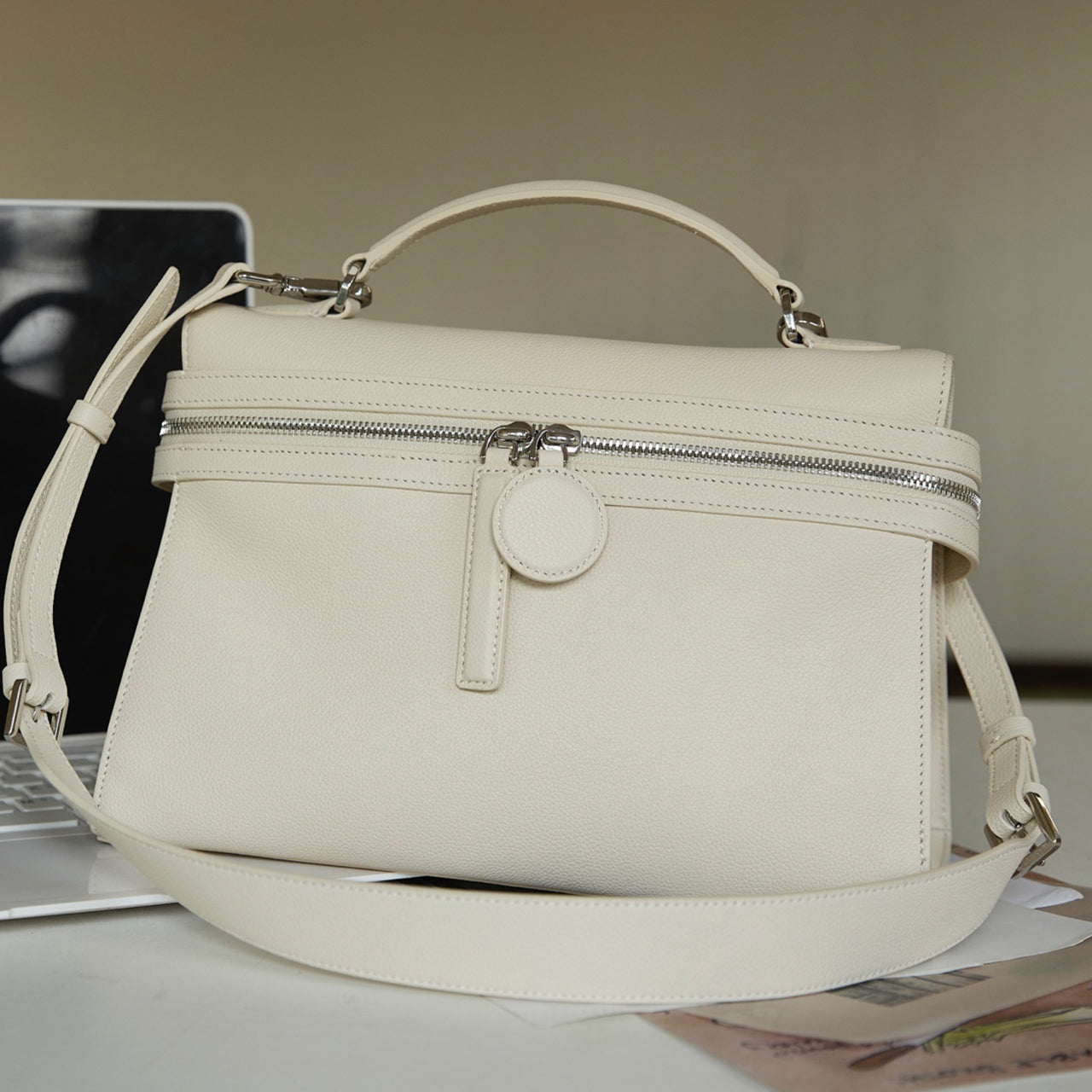 [PD1155] Top-grade grain cowhide leather with lychee texture — genuine leather handbag, shoulder bag, crossbody bag, elegant messenger bag PD1155