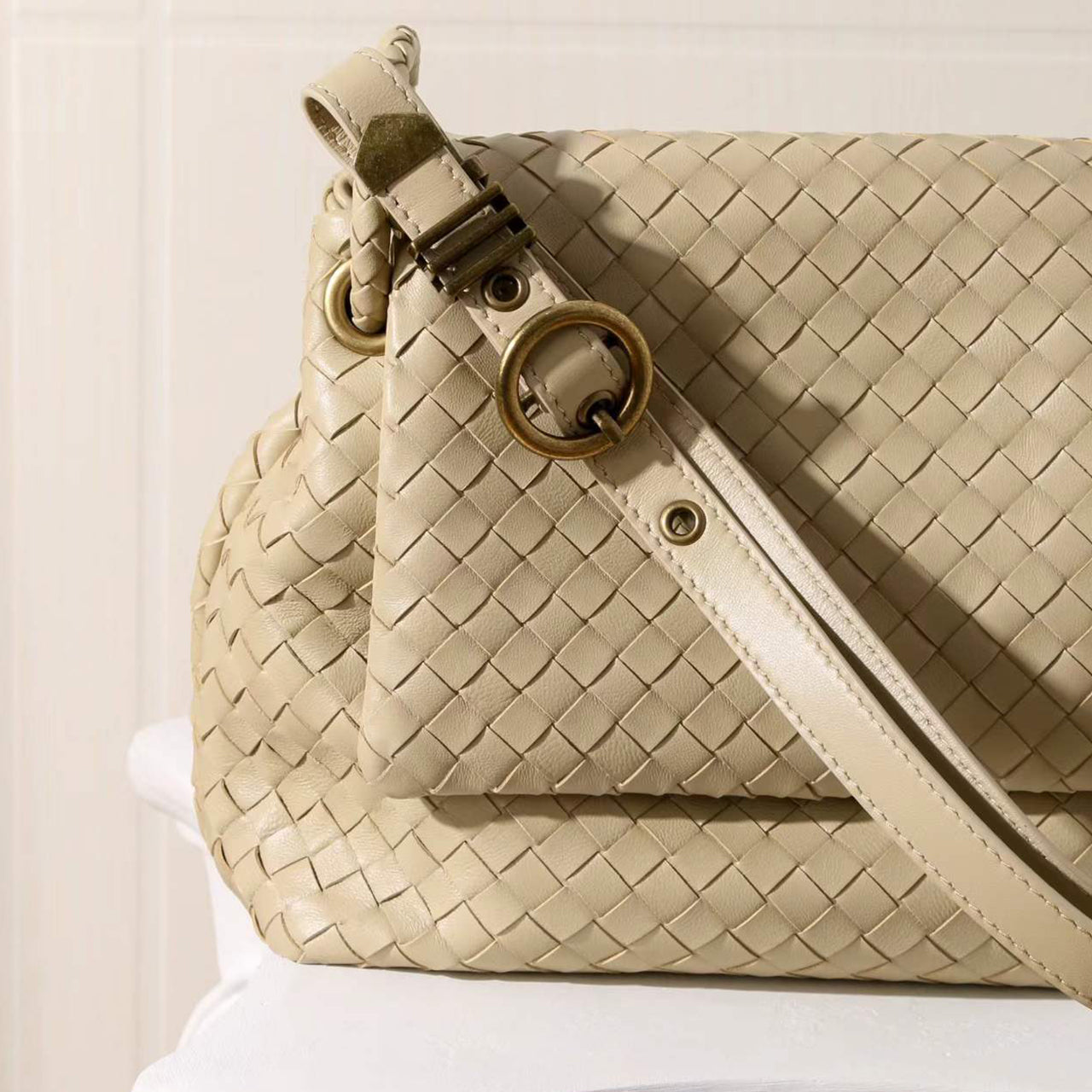 [PD1162] Sheepskin Leather Woven Flap Bag, Large Capacity Soft Genuine Leather Shoulder Crossbody Sling Bag PD1162