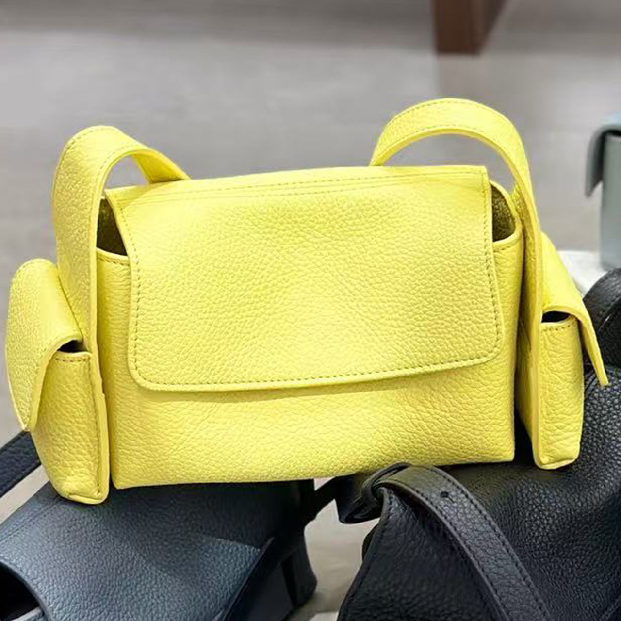 [PD1166] Luxury Grade Cowhide Leather Boston Crossbody Shoulder Bag – No Handles, Full-Grain Leather Women’s Purse, Elegant & Gift-Ready PD1166