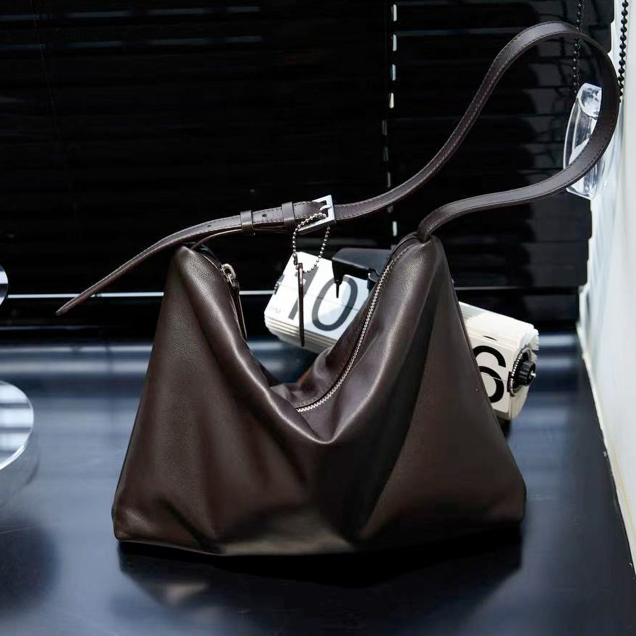 [PD1176] Top-Grain Sheep Leather Tote Shoulder & Crossbody Bag PD1176