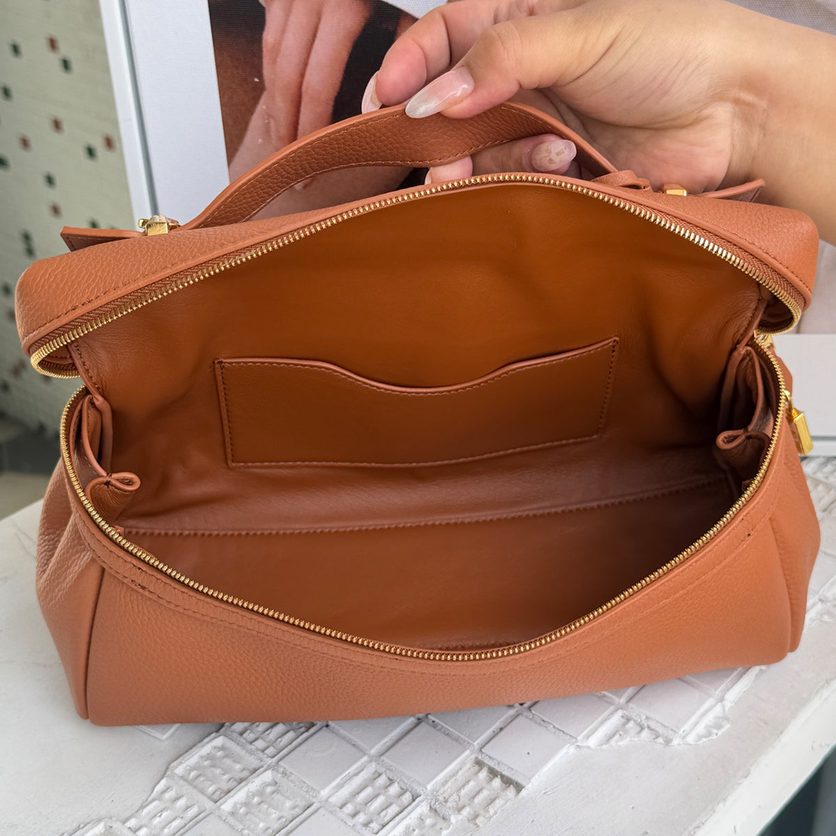 [PD1211] Women's All Leather Full Grain Pebbled Cowhide Handbag with Sheep Leather Lining – Multi Way Gold Lock Crossbody Bag with Detachable Straps PD1211