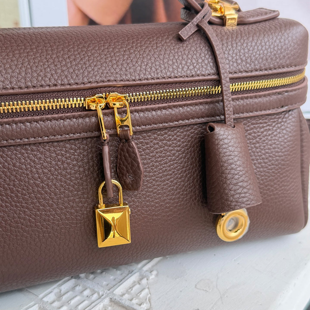 [PD1211] Women's All Leather Full Grain Pebbled Cowhide Handbag with Sheep Leather Lining – Multi Way Gold Lock Crossbody Bag with Detachable Straps PD1211