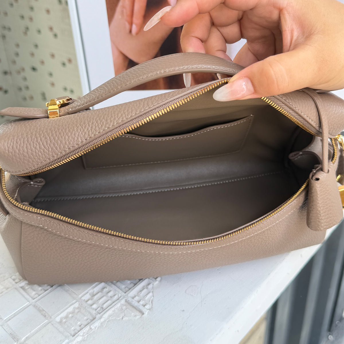[PD1211] Women's All Leather Full Grain Pebbled Cowhide Handbag with Sheep Leather Lining – Multi Way Gold Lock Crossbody Bag with Detachable Straps PD1211