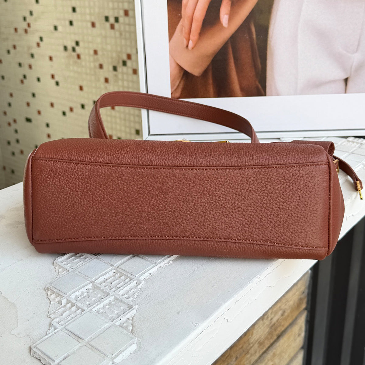 [PD1211] Women's All Leather Full Grain Pebbled Cowhide Handbag with Sheep Leather Lining – Multi Way Gold Lock Crossbody Bag with Detachable Straps PD1211